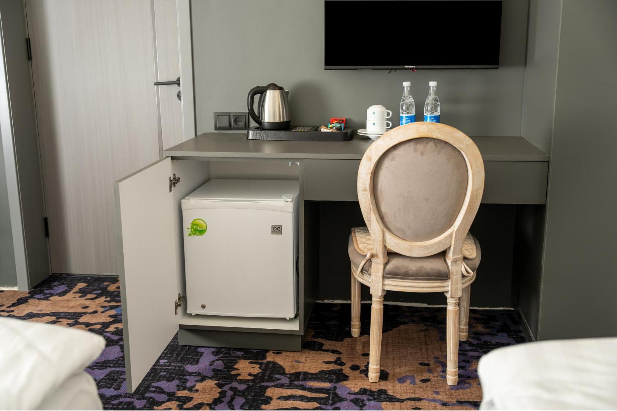 Kefilyan Family Hotel Sanain Buitenkant foto